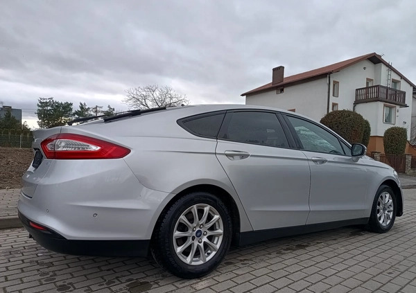 Ford Mondeo cena 28900 przebieg: 140000, rok produkcji 2018 z Nysa małe 667